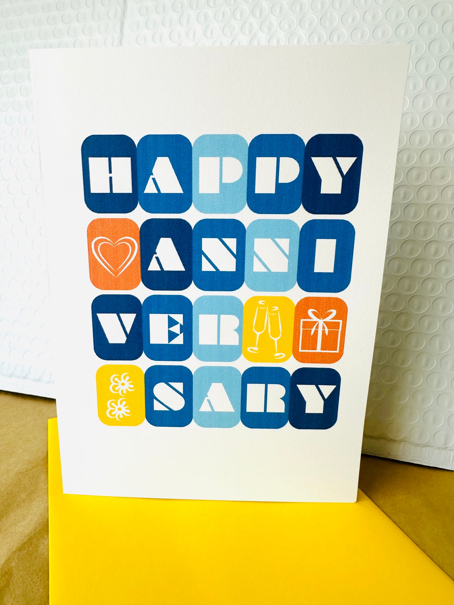 Happy Anniversary! Let's Celebrate! 5x7 Modern Anniversary Greeting card