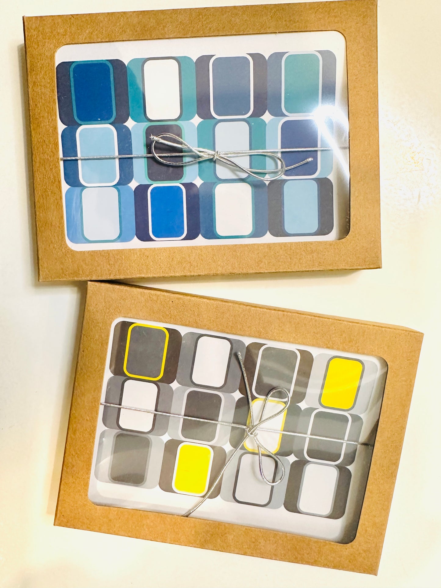 Grey SOFT SQUARES A2 Geometric boxed note card set of 10