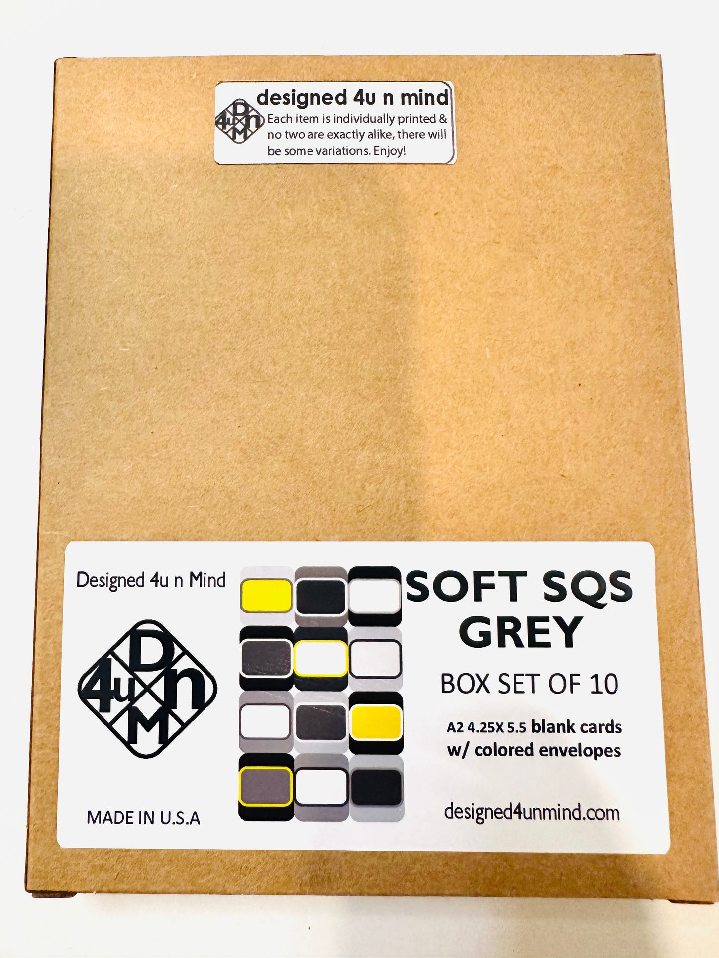 Grey SOFT SQUARES A2 Geometric boxed note card set of 10