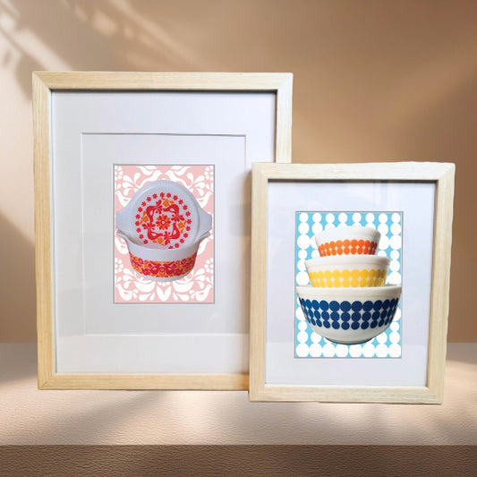 PYREX Vintage FRIENDSHIP Round Casserole Dish Printed Artwork Home Decor