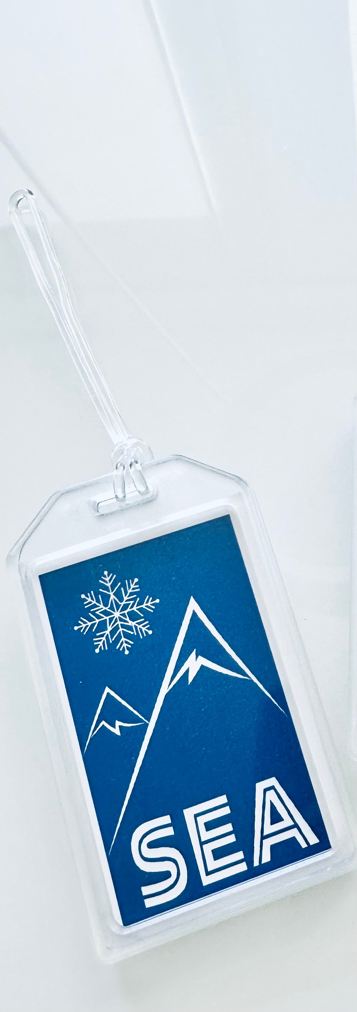 SEATTLE/SEA Airport code Heavy duty acrylic City Luggage & Travel Bag Tags