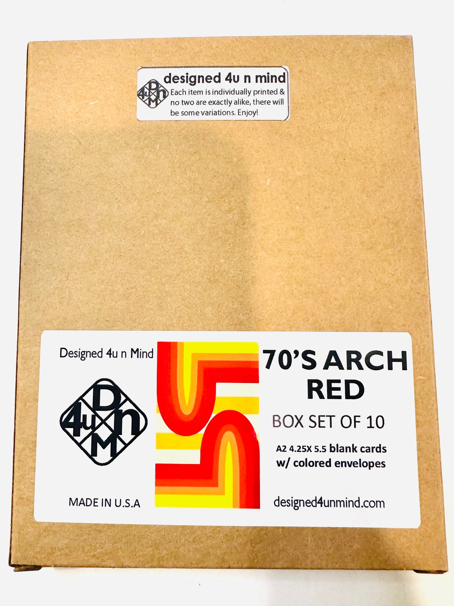 Red 70'S ARCH A2 Geometric boxed note card set of 10
