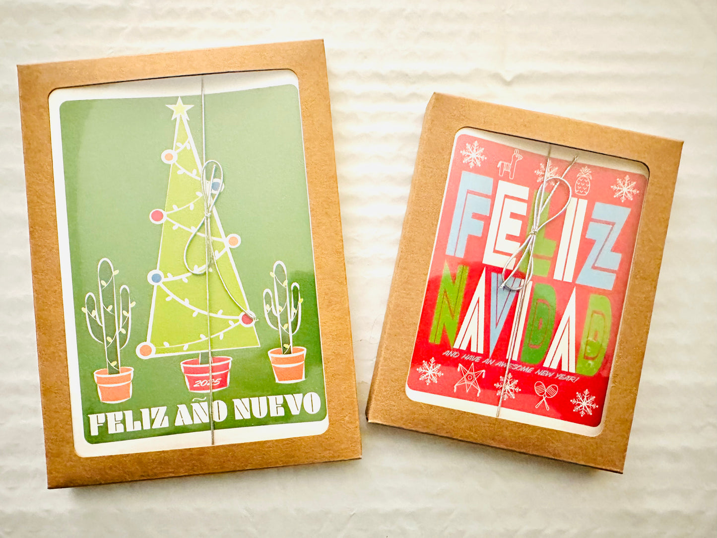 Feliz And Nuevo 2025 Holiday Boxed Stationery Greeting card set of 10 size 5 X 7